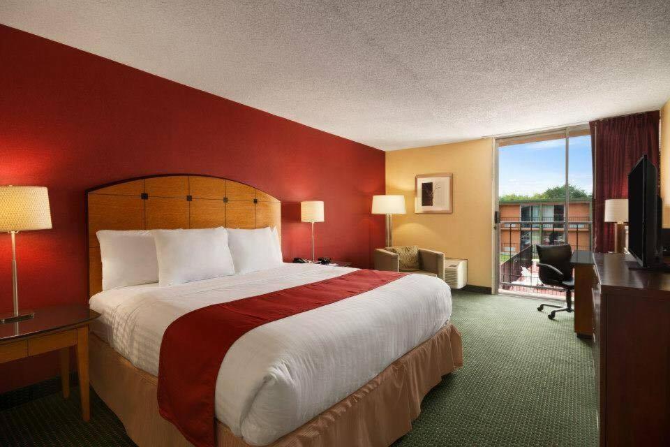 Hotel Baymont By Wyndham Salem Roanoke Area Esterno foto